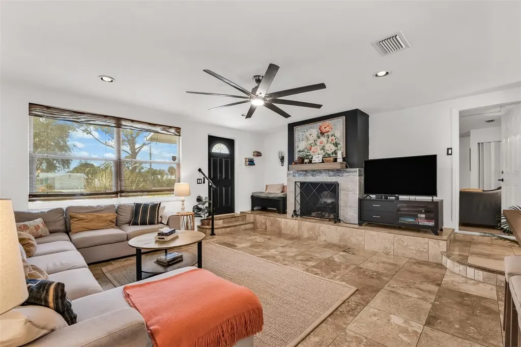 1664 Lakeview Place Englewood FL 34223