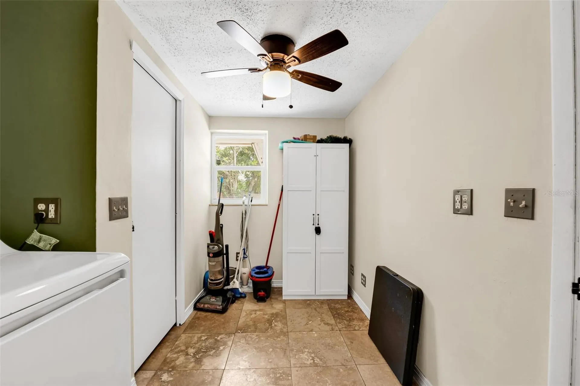 1664 Lakeview Place Englewood FL 34223