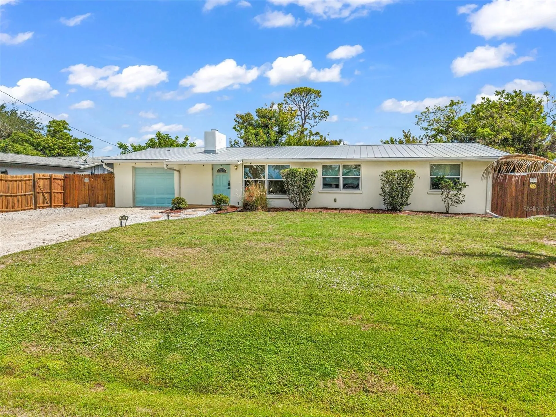 1664 Lakeview Place Englewood FL 34223
