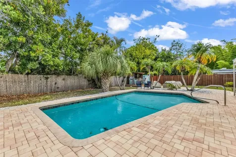1664 Lakeview Place Englewood FL 34223