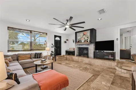 1664 Lakeview Place Englewood FL 34223