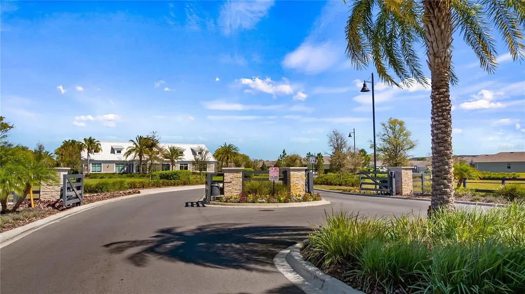 8033 Penrose Place Wildwood FL 34785
