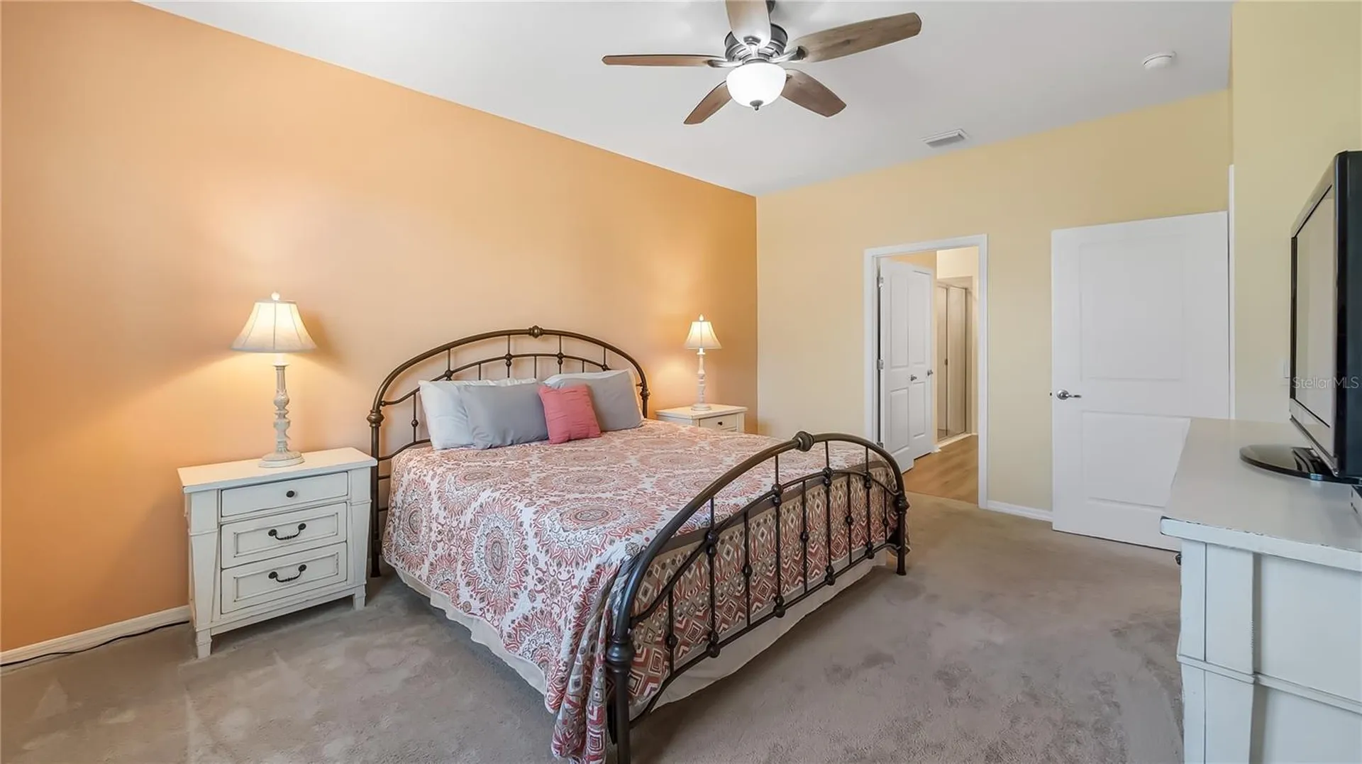 8033 Penrose Place Wildwood FL 34785