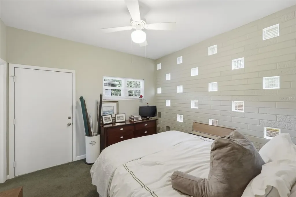 2006 NW 14th Avenue Gainesville FL 32605