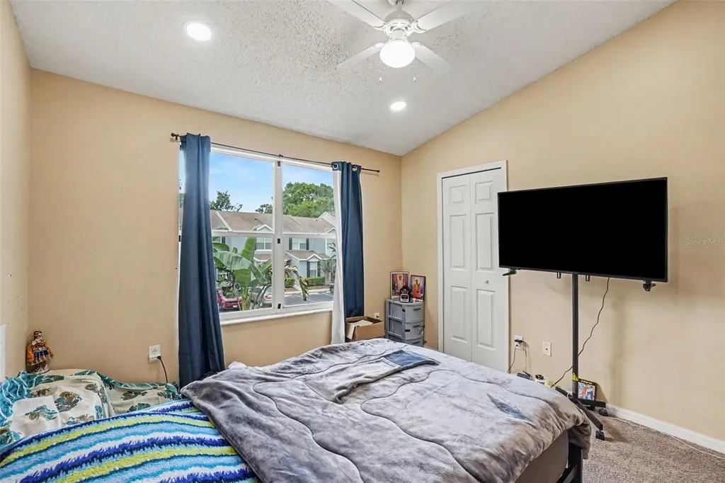6236 Osprey Lake Circle Riverview FL 33578