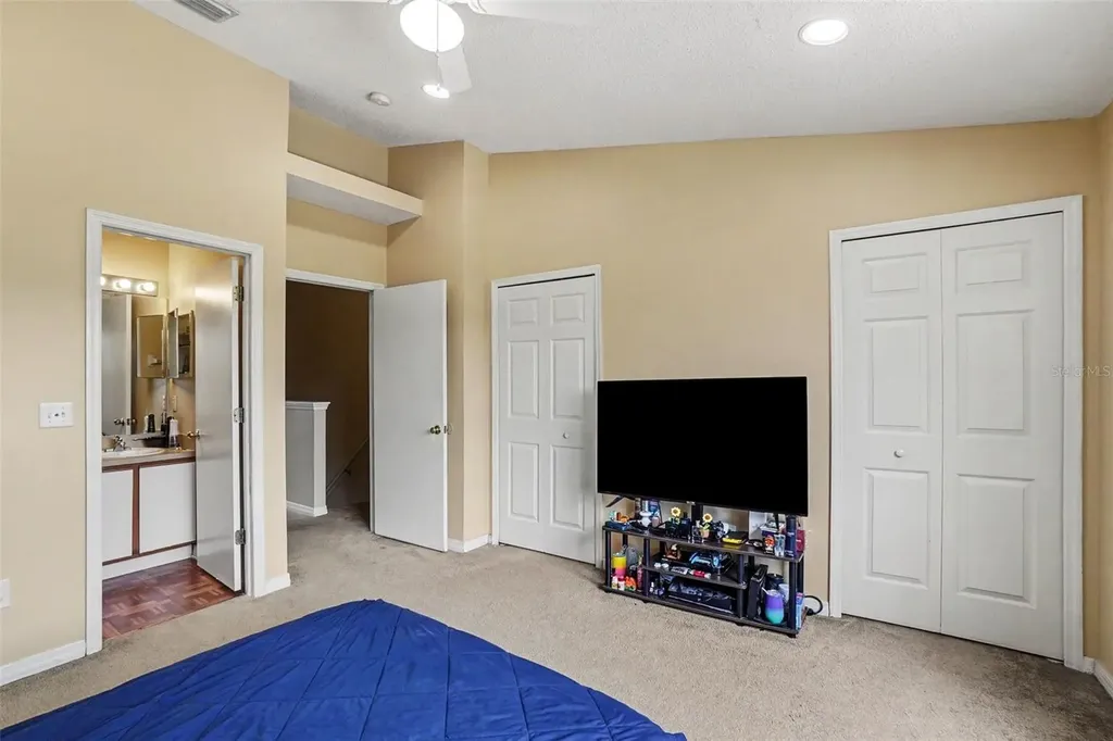 6236 Osprey Lake Circle Riverview FL 33578