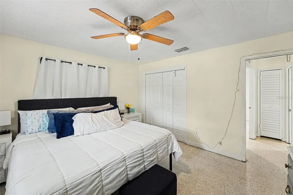 6251 12th Ave S Gulfport FL 33707