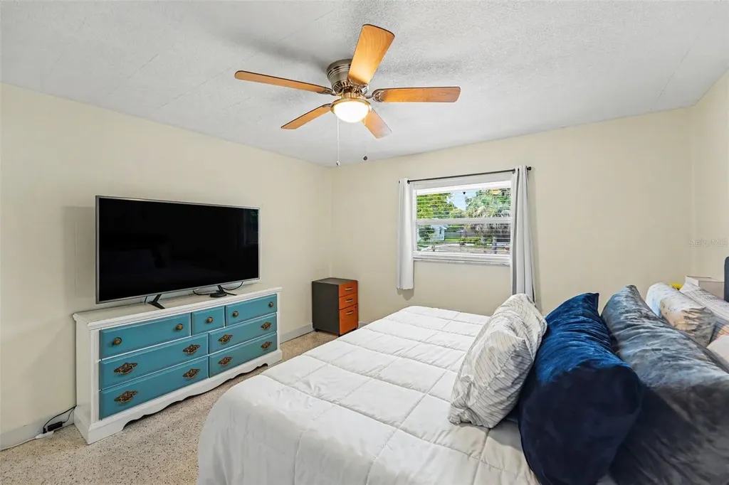 6251 12th Ave S Gulfport FL 33707