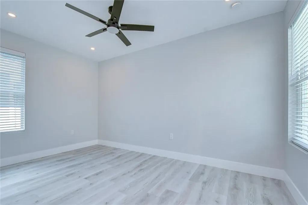 214 8th Avenue Drive W Bradenton FL 34205