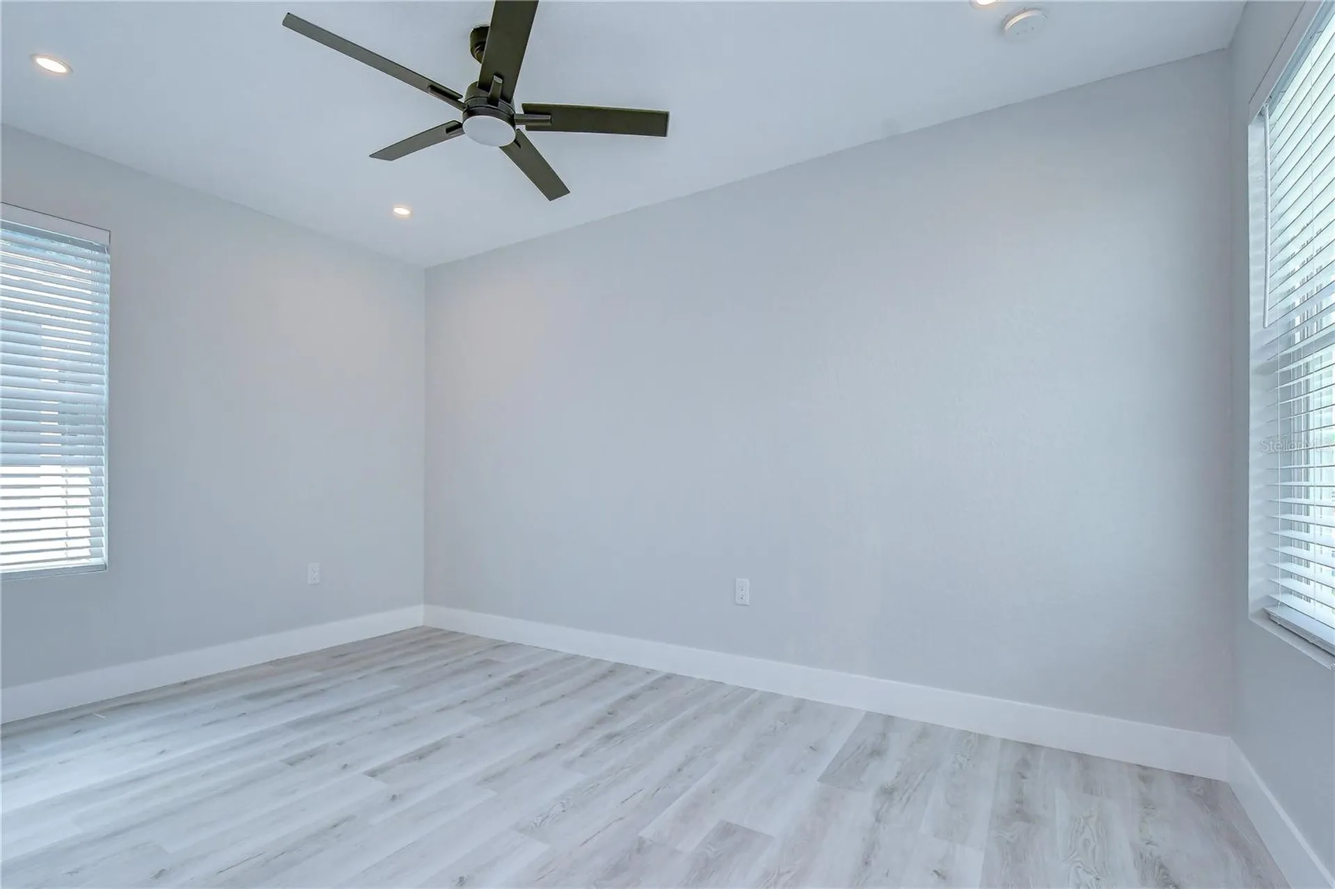 214 8th Avenue Drive W Bradenton FL 34205