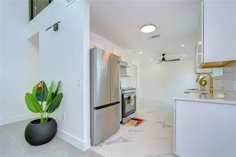 214 8th Avenue Drive W Bradenton FL 34205