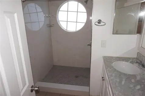 2749 N Poinciana Boulevard Kissimmee FL 34746