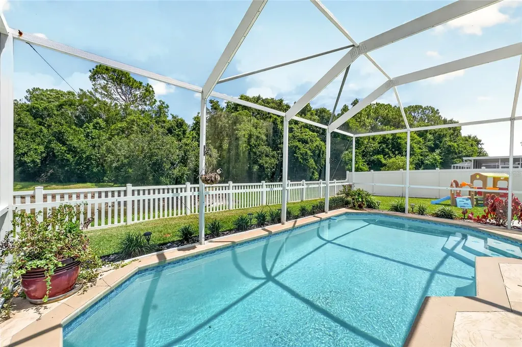 26943 Coral Springs Drive Wesley Chapel FL 33544