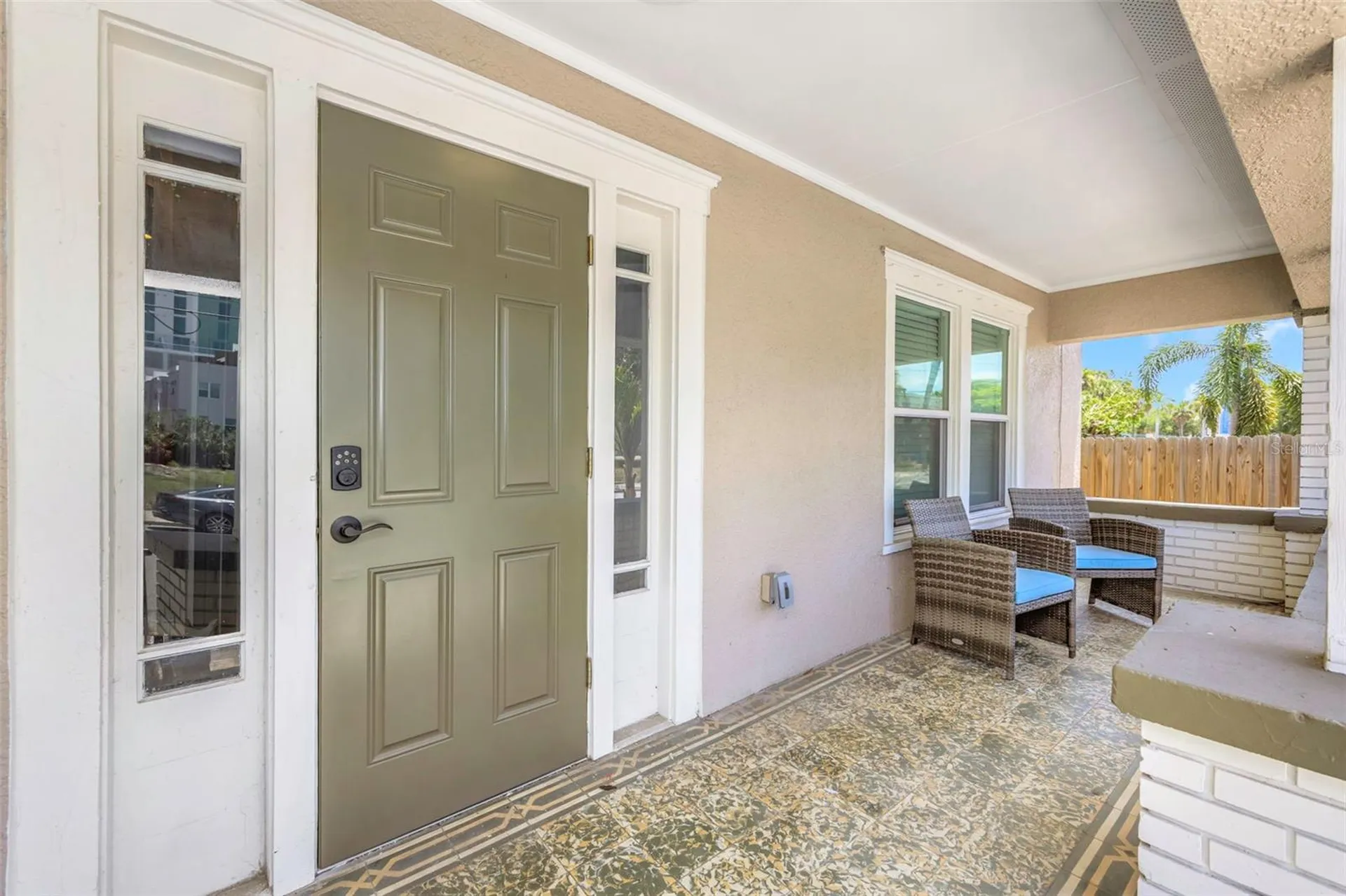 779 4th Avenue N St Petersburg FL 33701