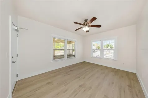779 4th Avenue N St Petersburg FL 33701