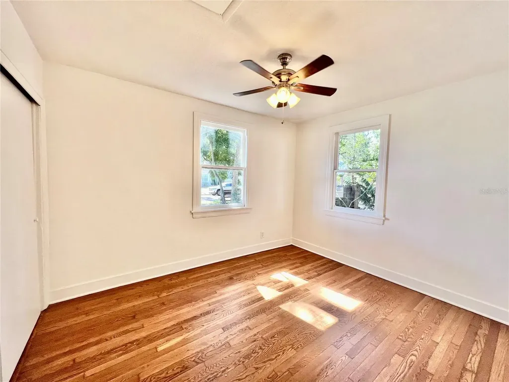 3501 Dartmouth Avenue N St Petersburg FL 33713