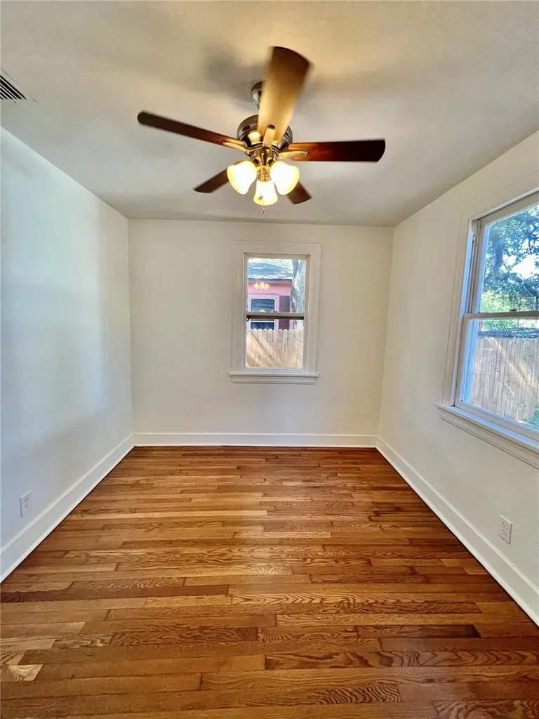 3501 Dartmouth Avenue N St Petersburg FL 33713