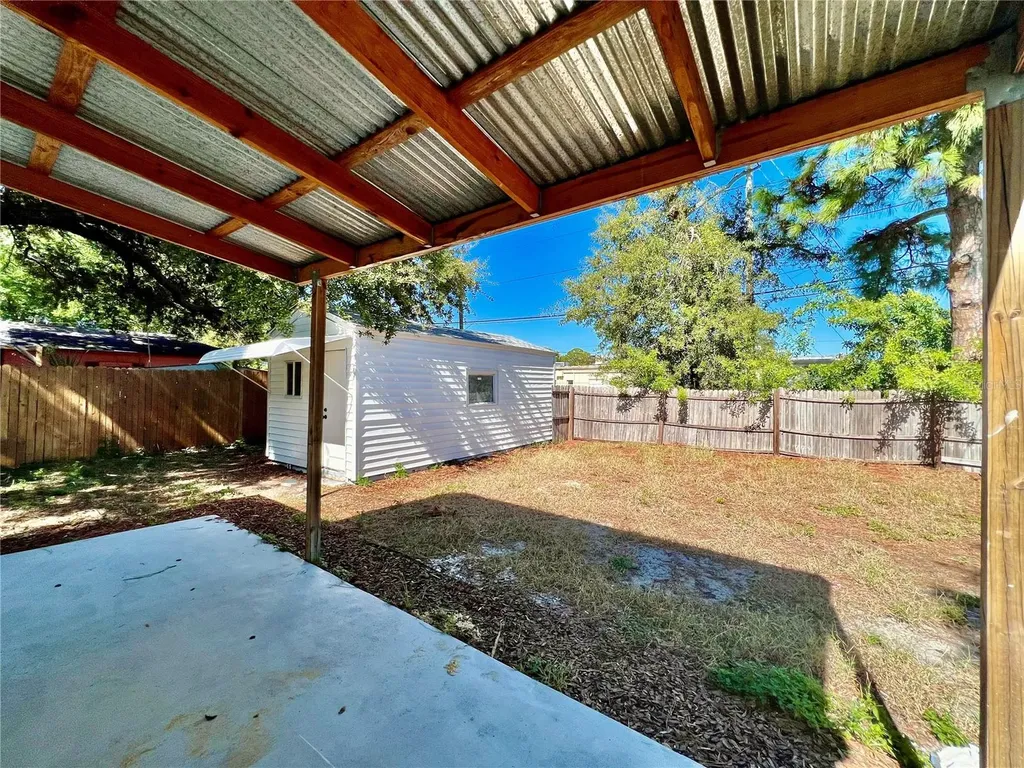 3501 Dartmouth Avenue N St Petersburg FL 33713