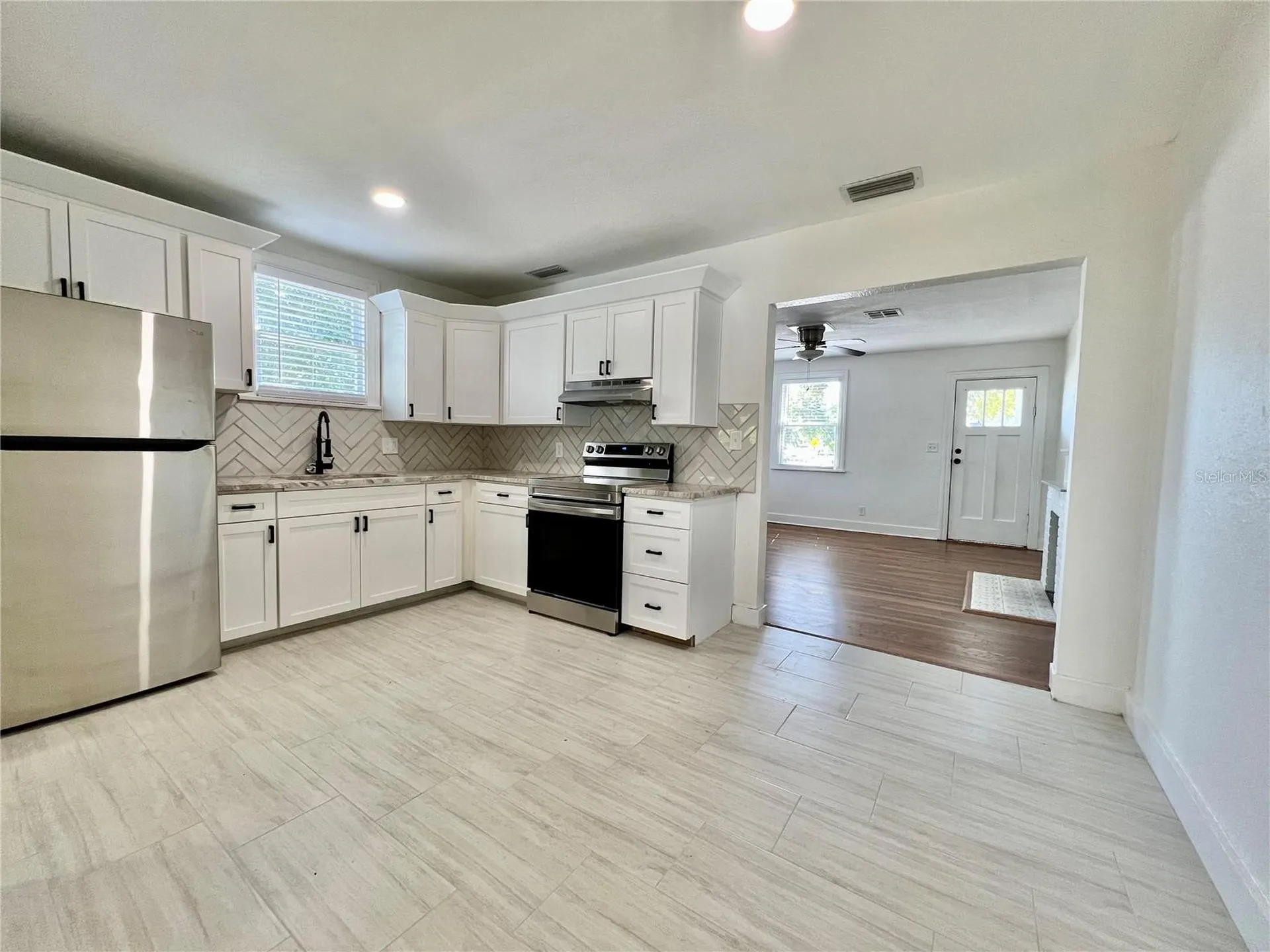 3501 Dartmouth Avenue N St Petersburg FL 33713