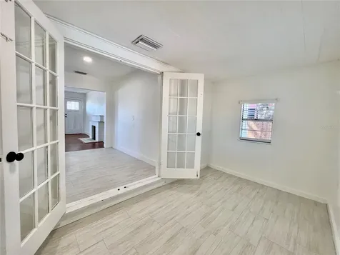 3501 Dartmouth Avenue N St Petersburg FL 33713