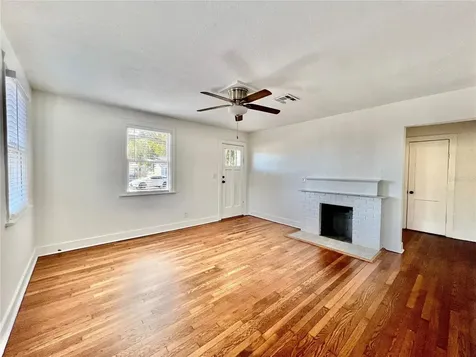 3501 Dartmouth Avenue N St Petersburg FL 33713