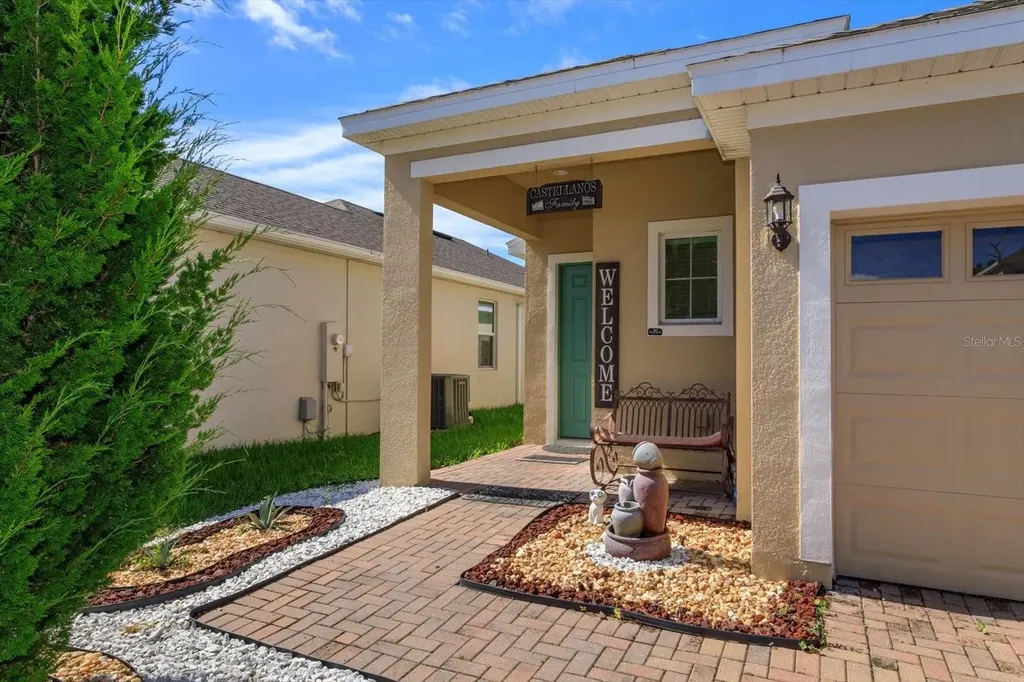 2736 Giralda Court Kissimmee FL 34743