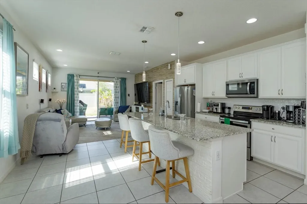 2736 Giralda Court Kissimmee FL 34743