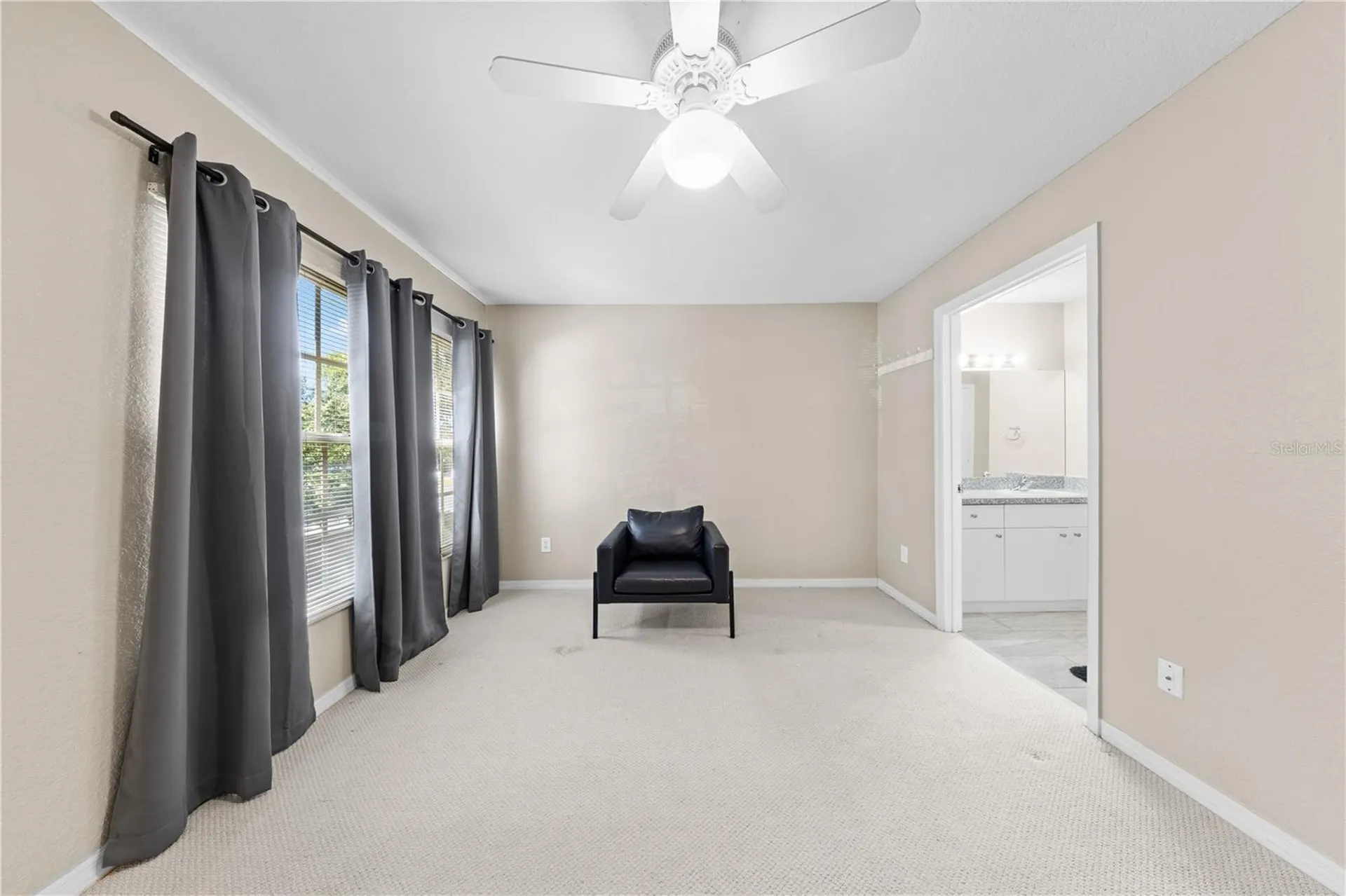 6340 Raleigh Street Orlando FL 32835