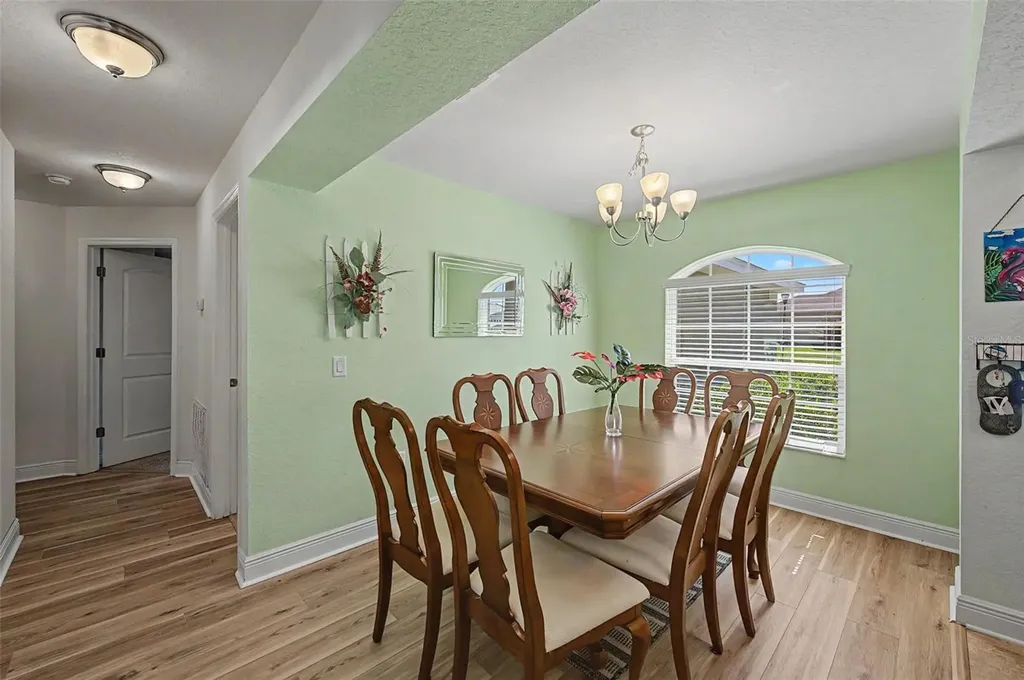 1621 Doves View Circle Auburndale FL 33823