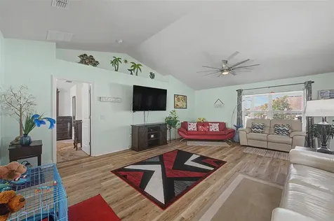 1621 Doves View Circle Auburndale FL 33823