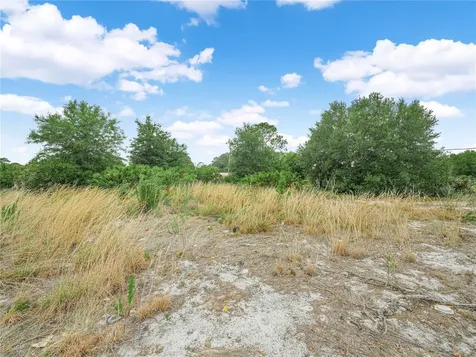 Oakridge Drive Frostproof FL 33843