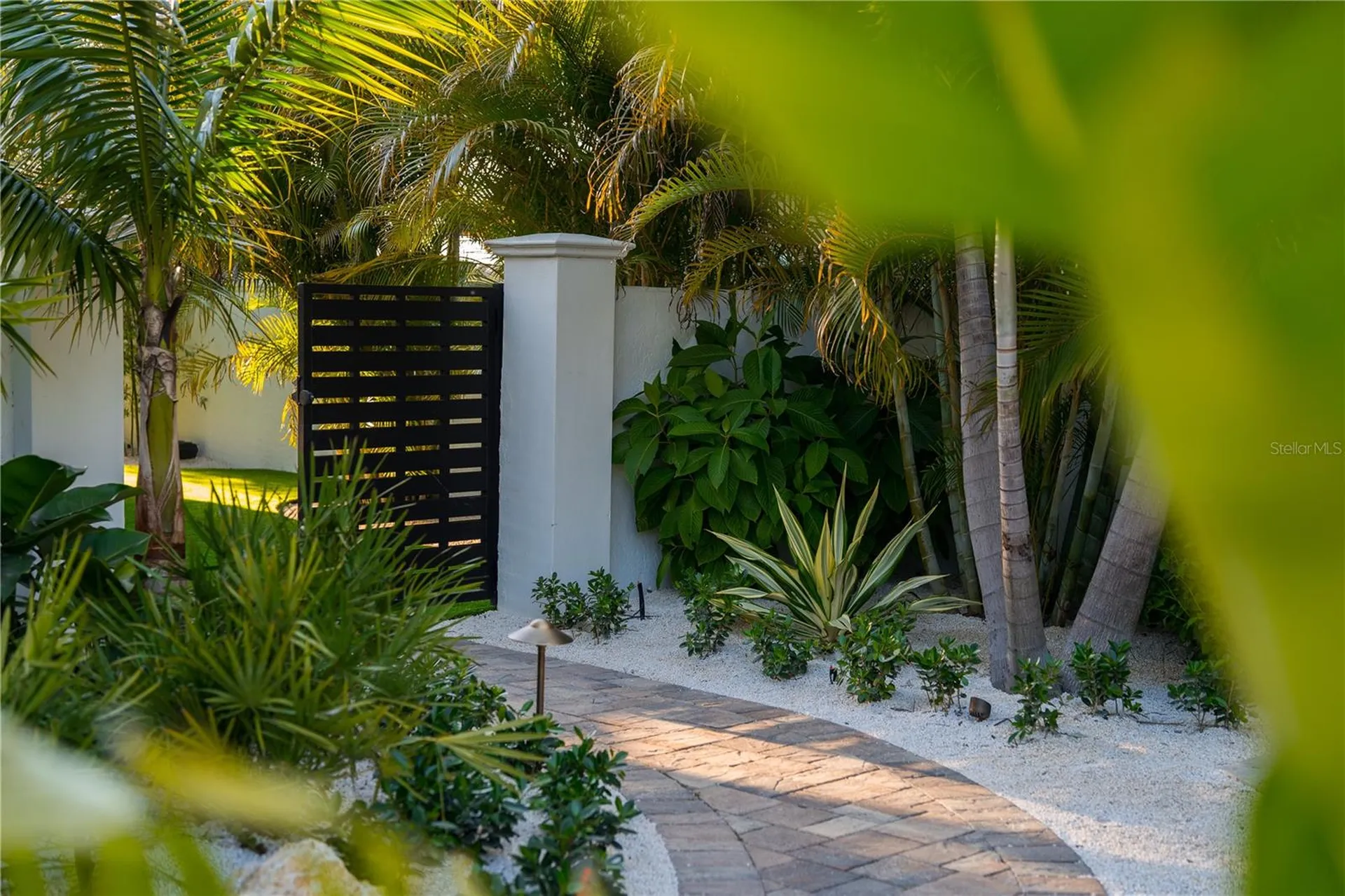 6448 Hollywood Boulevard Sarasota FL 34231