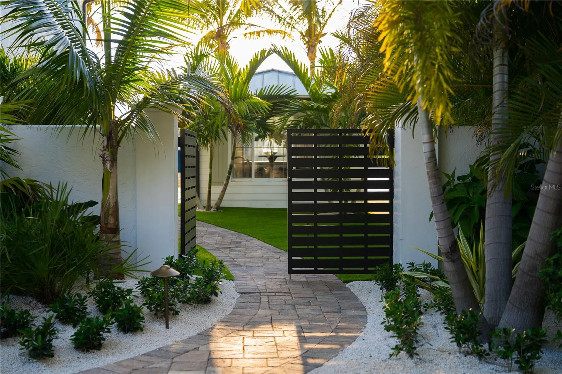 6448 Hollywood Boulevard Sarasota FL 34231