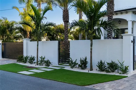 6448 Hollywood Boulevard Sarasota FL 34231
