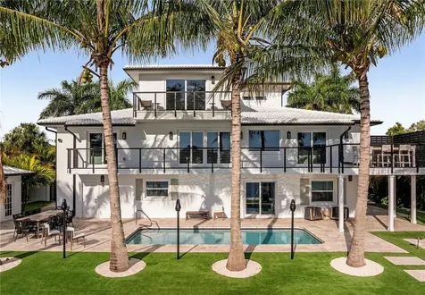 6448 Hollywood Boulevard Sarasota FL 34231