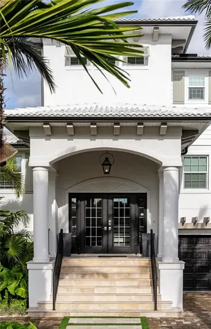 6448 Hollywood Boulevard Sarasota FL 34231