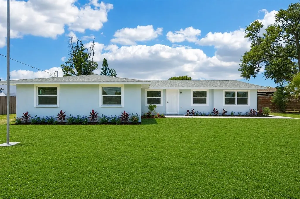 802 White Heron Boulevard Ruskin FL 33570