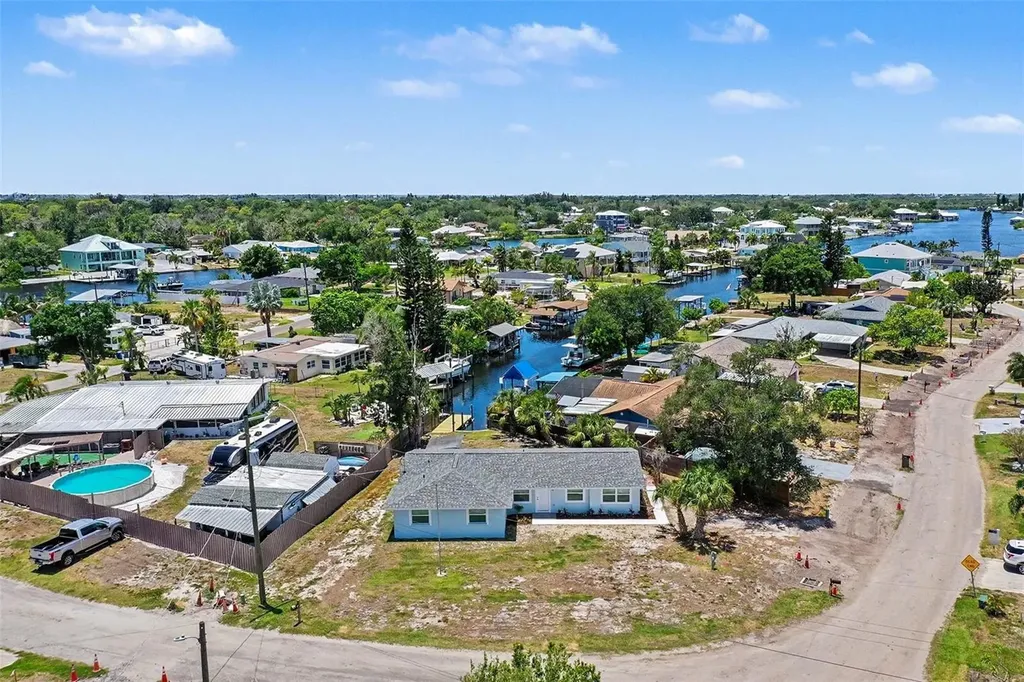 802 White Heron Boulevard Ruskin FL 33570