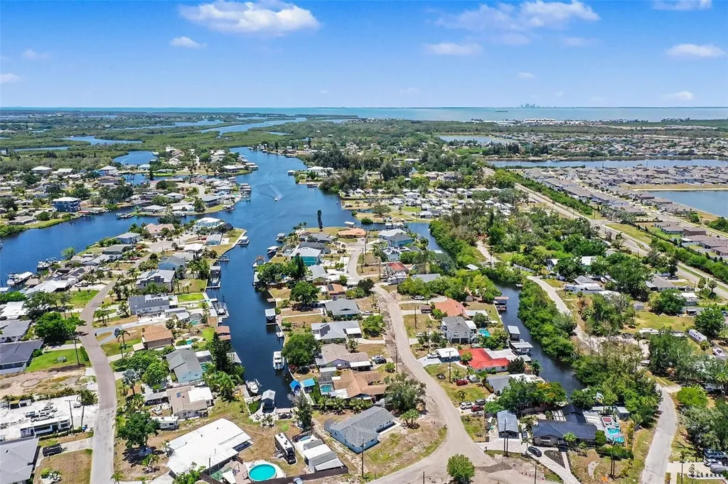 802 White Heron Boulevard Ruskin FL 33570