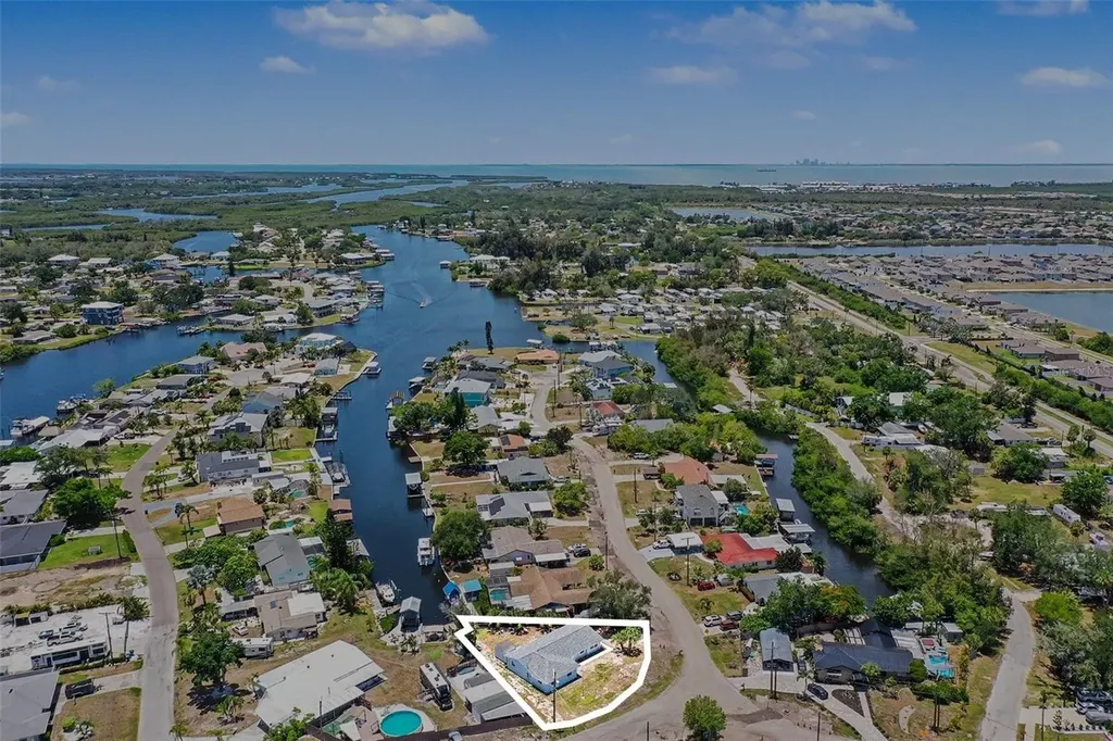 802 White Heron Boulevard Ruskin FL 33570