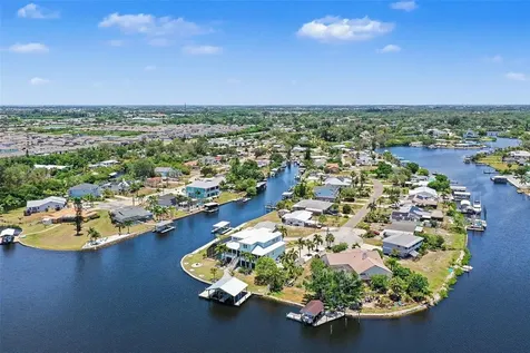 802 White Heron Boulevard Ruskin FL 33570