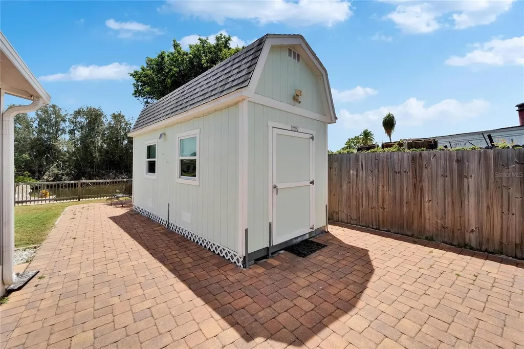 8702 Driftwood Drive Tampa FL 33615