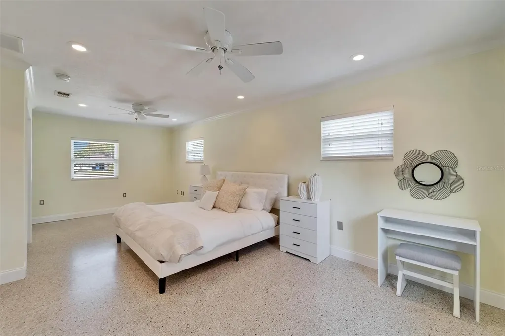 8702 Driftwood Drive Tampa FL 33615