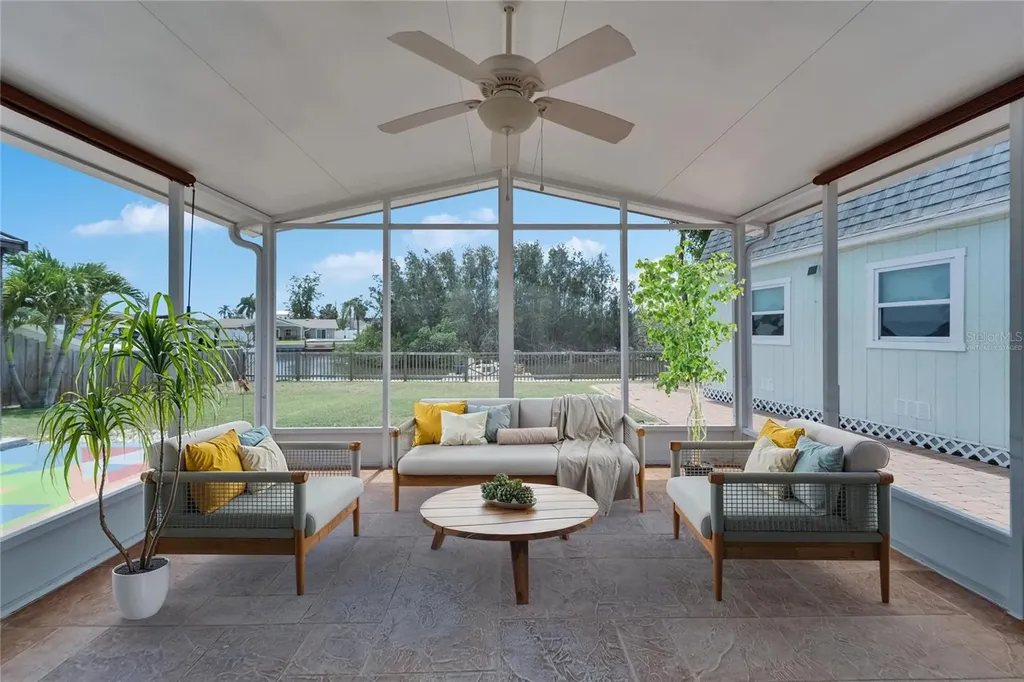 8702 Driftwood Drive Tampa FL 33615