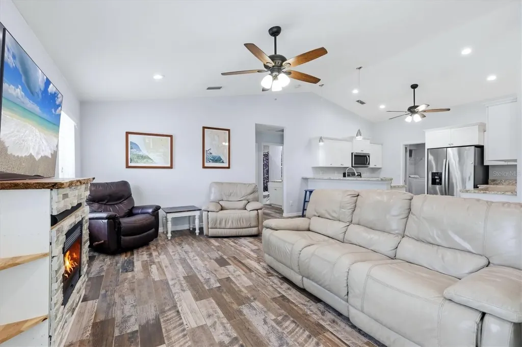 6174 Blackberry Street Englewood FL 34224