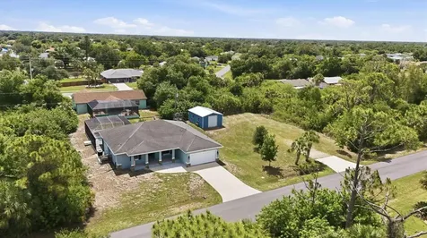 6174 Blackberry Street Englewood FL 34224