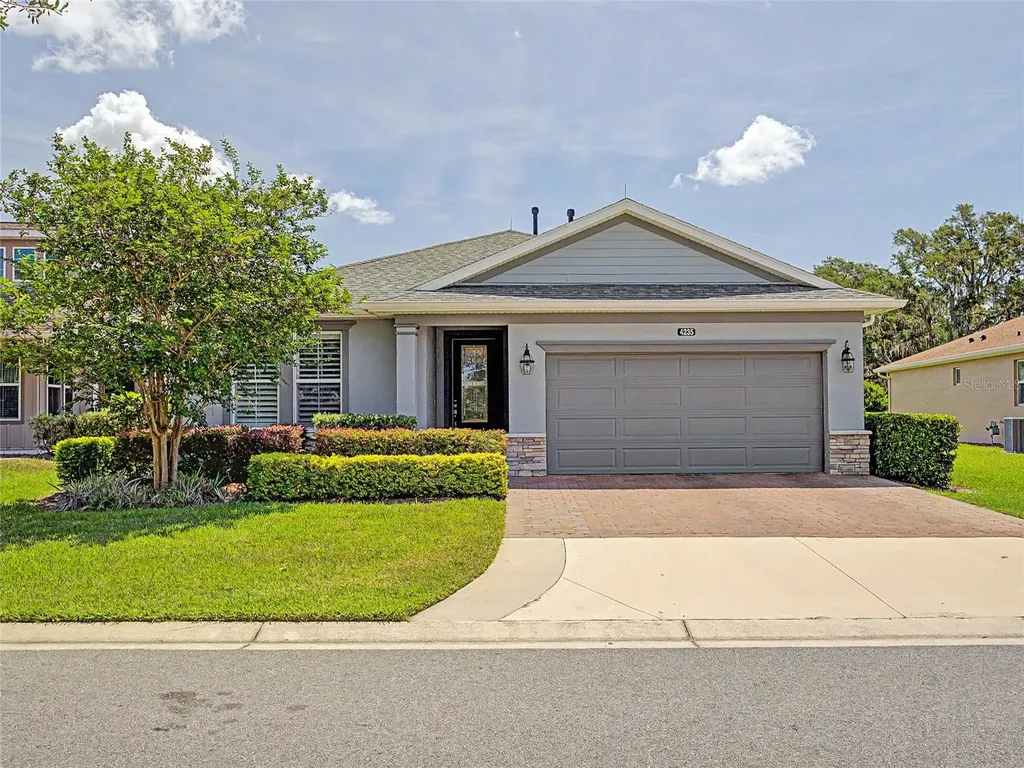 4235 NW 55th Court Ocala FL 34482