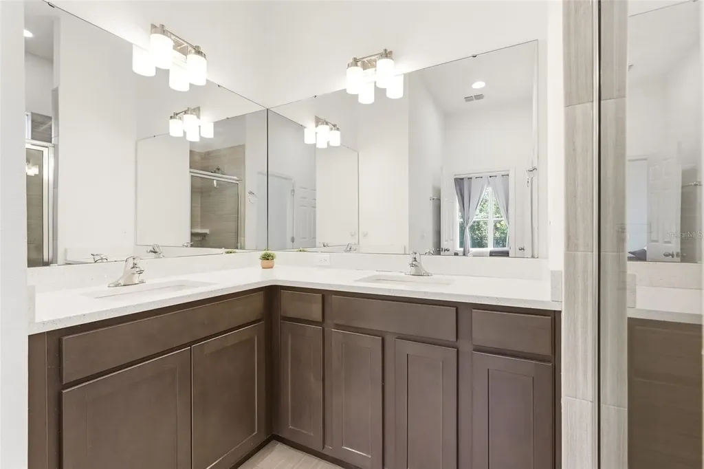 802 Reflection Lake Drive Orlando FL 32807