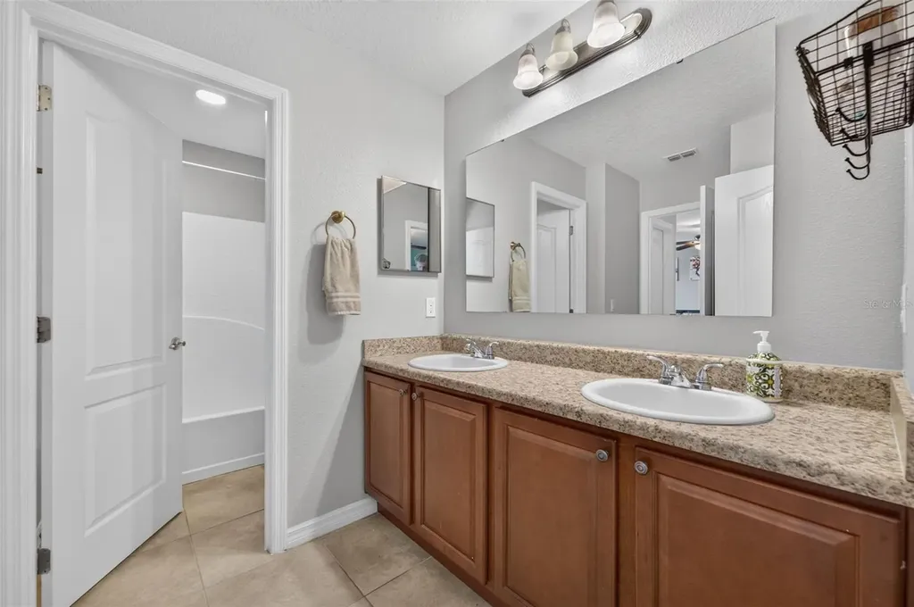 24529 Woodhill Court Sorrento FL 32776