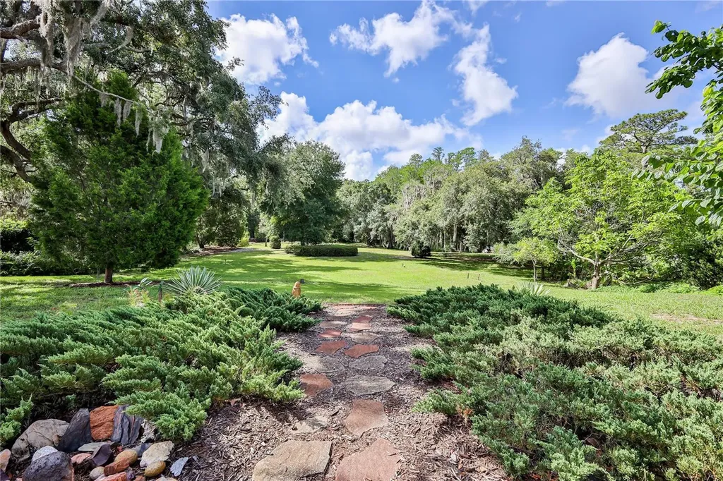 8270 Sycamore Drive New Port Richey FL 34654